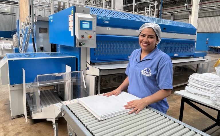 Qual é a diferença entre a Lavanderia Industrial e a Lavanderia Comercial?